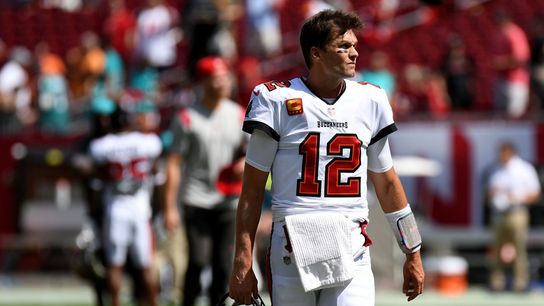 Tom Brady takes aim at 600th TD pass as Bucs face Bears (NFL)