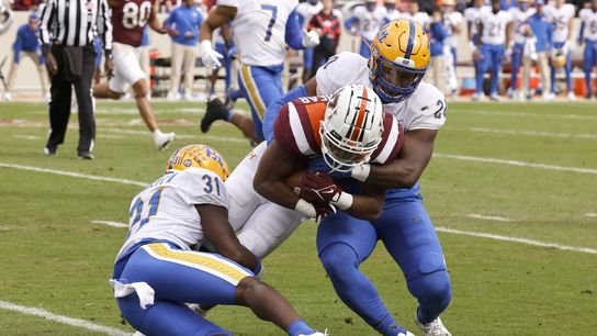 Kenny Pickett helps Pittsburgh rout Virginia Tech (College Football)