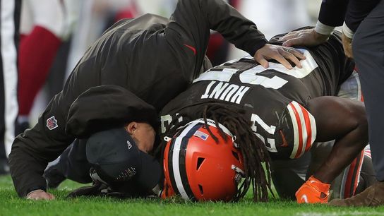 Browns RB Kareem Hunt (calf) out several weeks (NFL)