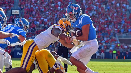 No. 10 Ole Miss hopes to continue success vs. No. 18 Auburn (College Football)