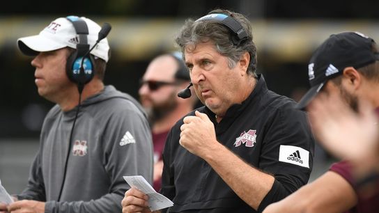 Report: Texas Tech to honor late coach Mike Leach (College Football)