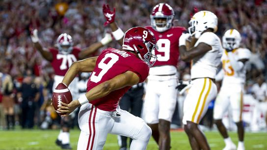 Looking like powerhouse again, No. 3 Alabama faces LSU (College Football)