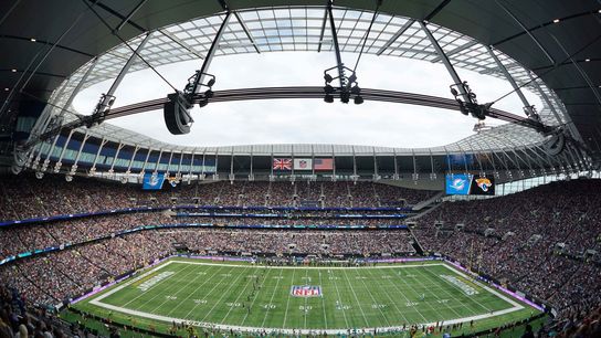 Report: Tottenham considering bid for 2026 Super Bowl (NFL)