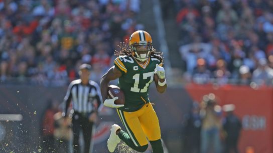 Davante Adams out of COVID-19 protocols, back with Packers (NFL)