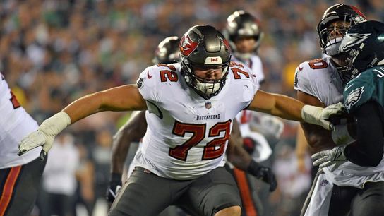 Buccaneers OT Josh Wells, RB Giovani Bernard land on IR (NFL)
