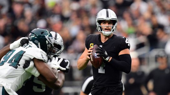 Derek Carr tops 300 yards passing again as Raiders beat Eagles (NFL)