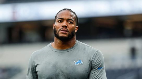 DE Trey Flowers reunites with Patriots (NFL)