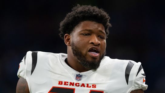 Report: OT Fred Johnson reaches deal with Bucs (NFL)