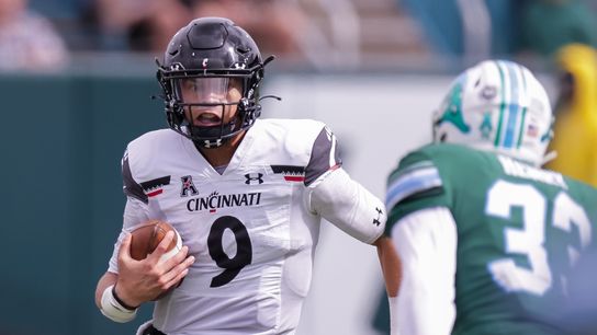 Desmond Ridder leads No. 2 Cincinnati over Tulane (College Football)