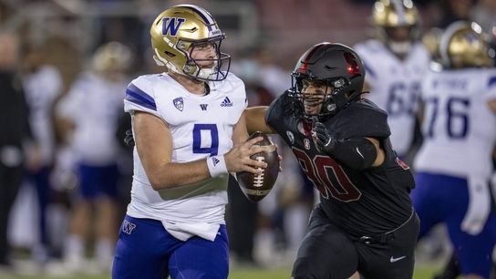 Huskies score with 21 seconds left to beat Stanford (College Football)