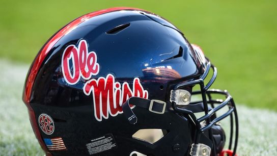 Charlie Weis Jr. accepts offensive coordinator job at Ole Miss (College Football)
