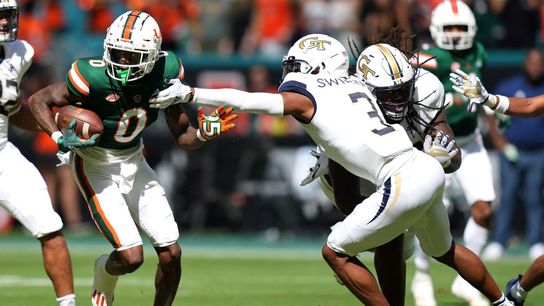 Miami overcomes fumbles, beats Georgia Tech 33-30 (College Football)