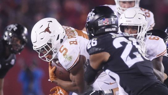 Breece Hall, stout defense carry Iowa St. to rout of Texas (College Football)