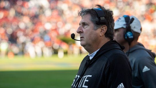 Reports: Mississippi State extends Mike Leach through 2025 (College Football)