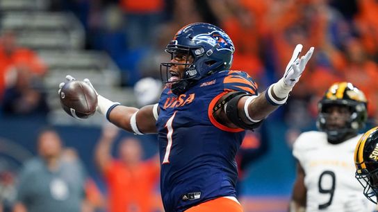 Undefeated No. 22 UTSA gears up to face UAB in showdown (College Football)