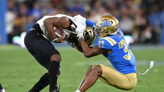 UCLA scores 37 unanswered to crush Colorado (College Football)