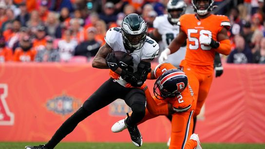 Eagles continue road success with convincing win over Broncos (NFL)