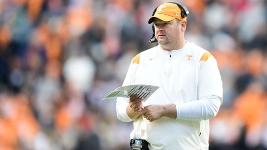 Tennessee can notch winning season by beating Vandy (College Football)