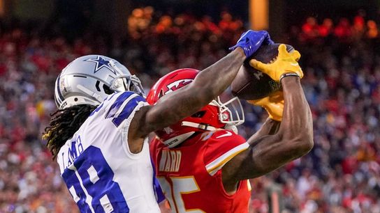 Cowboys WR CeeDee Lamb (head) will not return vs. Chiefs (NFL)