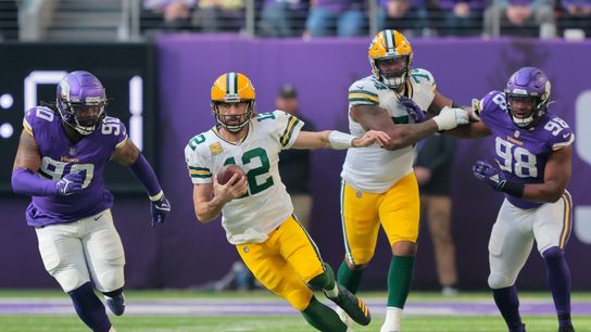 Rams, Packers hit prove-it mode in NFC showdown (NFL)
