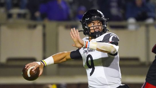 No. 4 Cincinnati looks to make  CFP case vs. No. 21 Houston (College Football)