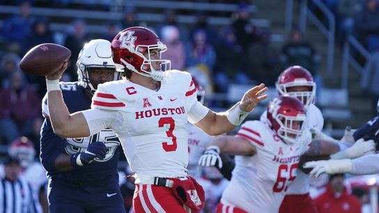 Clayton Tune helps No. 24 Houston cruise past UConn (College Football)