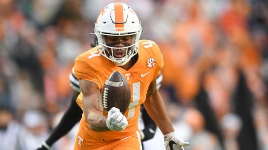 Hendon Hooker propels Tennessee past Vanderbilt with big-play attack (College Football)