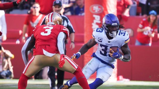 Vikings RB Dalvin Cook (shoulder) carted off field vs. Niners (NFL)