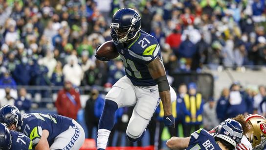 Adrian Peterson: 'Mentally … haven't officially hung it up' (NFL)
