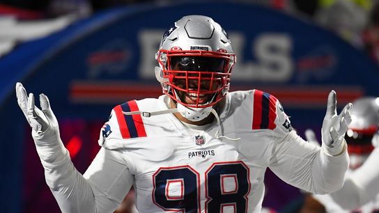 Patriots re-sign veteran DT Carl Davis Jr. (NFL)