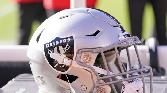 Wayne Hawkins, original member of Raiders, dies at 84 (NFL)