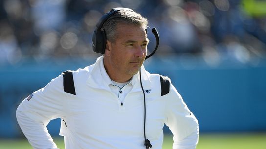 Jaguars fire Urban Meyer after allegation of kicking player (NFL)
