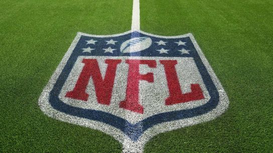 Ex-NFL player Junior Siavii dies at 43 (NFL)