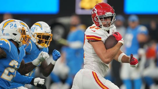Travis Kelce off COVID list; Chiefs at full strength (NFL)