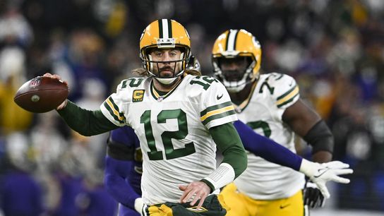 Aaron Rodgers looks to set Packers' TD mark against Browns (NFL)