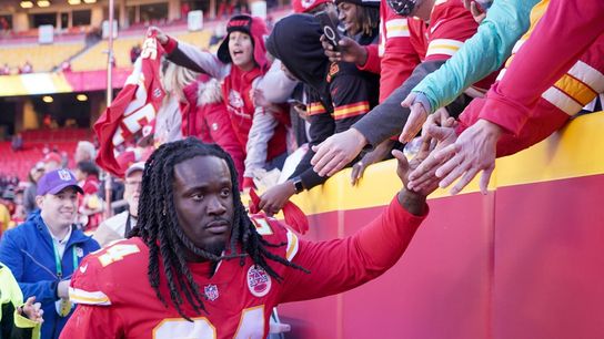 Reports: Dolphins sign pass rusher Melvin Ingram (NFL)