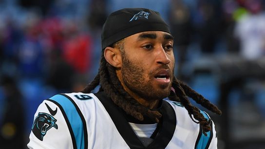 Reports: Colts sign CB Stephon Gilmore to 2-year deal (NFL)