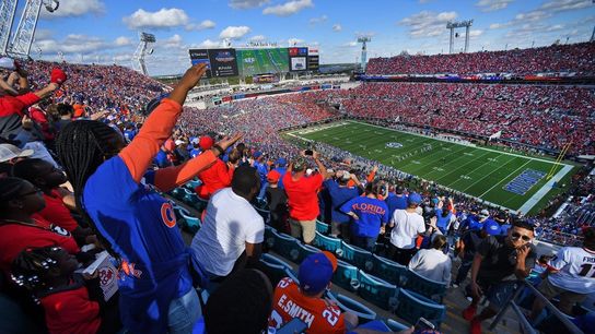 Georgia, Florida to discuss rivalry game's location next year (College Football)