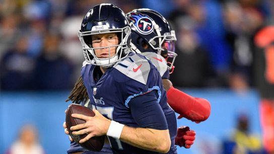 For Dolphins, path to playoffs goes through Titans and former QB Ryan Tannehill (NFL)