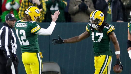 Packers GM: No deadlines, working closely with Aaron Rodgers (NFL)
