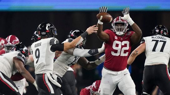 Alabama DE Justin Eboigbe (neck) unlikely to play again in 2022 (College Football)