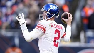 QB concerns aplenty, Dolphins add Mike Glennon (NFL)