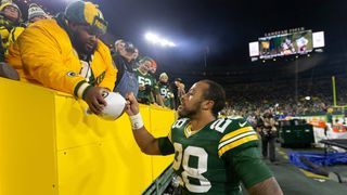 Police review launched after officer shoves Packers RB AJ Dillon at Lambeau (NFL)