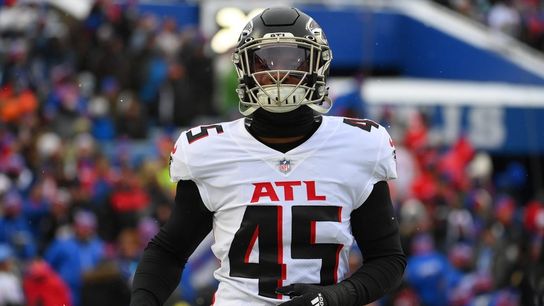 Browns acquire Pro Bowl LB Deion Jones from Atlanta (NFL)