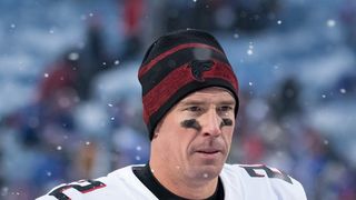 Matt Ryan returns to Atlanta, retires as member of Falcons (NFL)