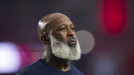 Texans announce 'additional' talks with Lovie Smith (NFL)