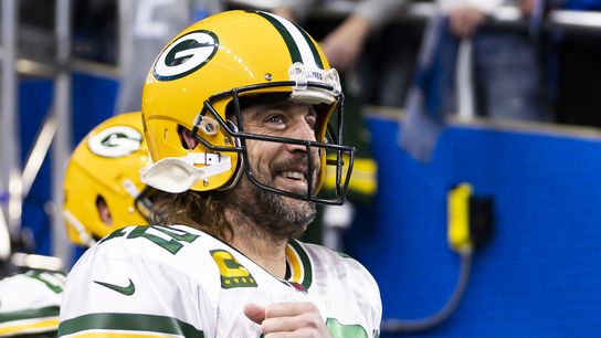 Report: Aaron Rodgers to give Packers his decision 'soon' (NFL)