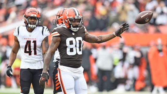 Saints sign WR Jarvis Landry (NFL)