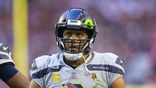 Could Russell Wilson replace Tom Brady in Tampa? (NFL)