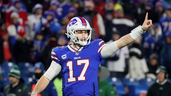 Bills host rival Patriots in rare AFC East playoff meeting (NFL)